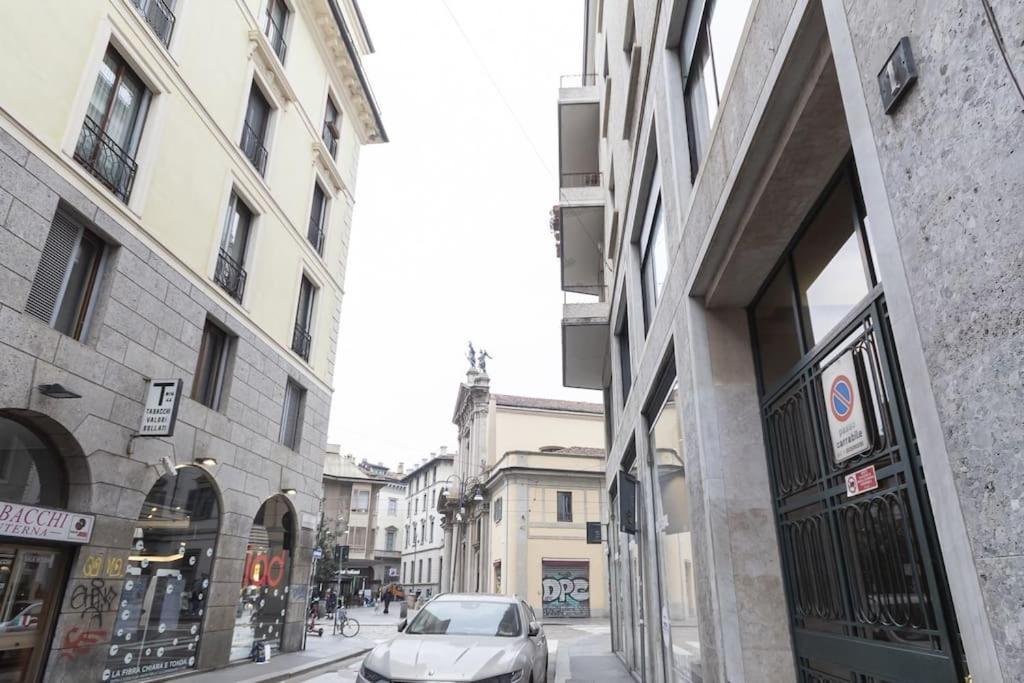 Santa Maria Valle 2 Milan Exterior photo